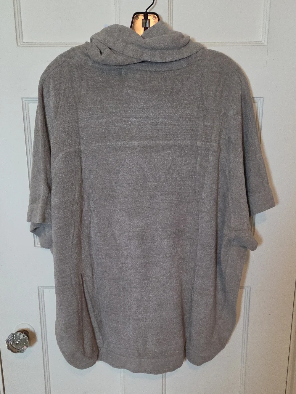Barefoot Dreams CozyChic Ultra Lite Weekend Poncho In Nickle Sz XXS-XS